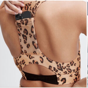 Fabletics On The Go MIDI Med Impact Sports Bra Leopard Print